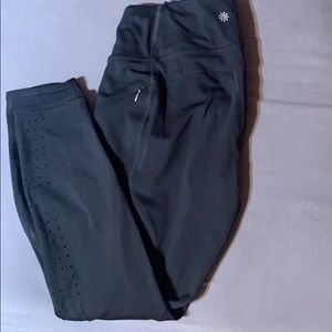 Athleta black crop leggings. Size S